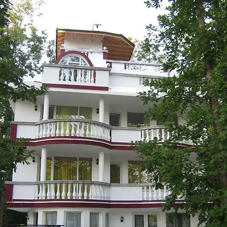 House Jeanettes Primorsko